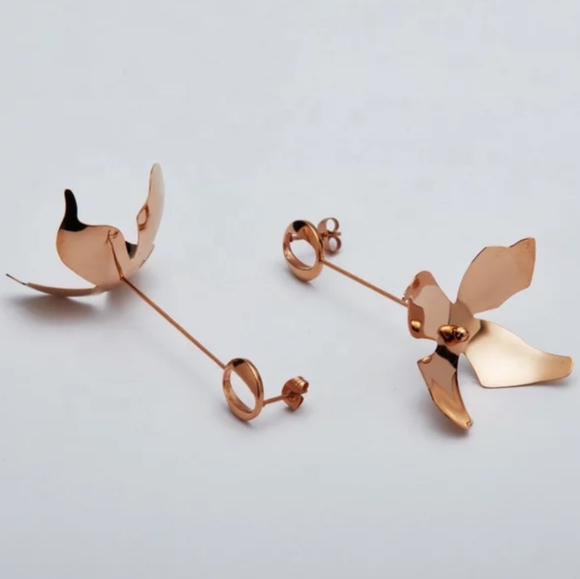 Simply Mahari Jewelry - Rose Gold Petal Earrings